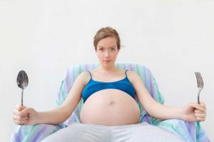 Co nejíst v těhotenství