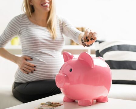 Peníze od zdravotních pojišťoven v těhotenství